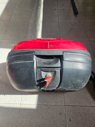 Cajón Daelim Scooter Negro