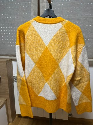 Jersey Zara rombos mostaza y beige talla S-M