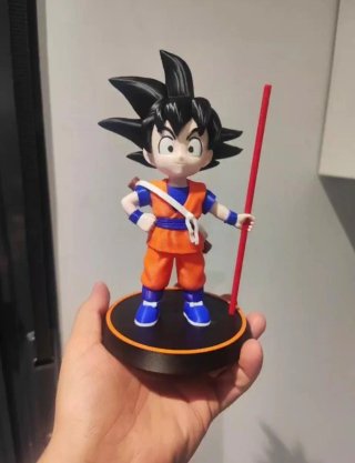 Figura Goku Niño con Báculo