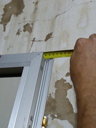 Puerta aluminio y cristal