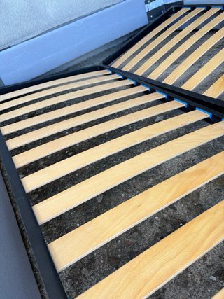 Cama italiana sin colchón