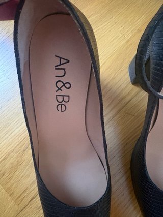 Zapatos de tacón negros Kelly An&be