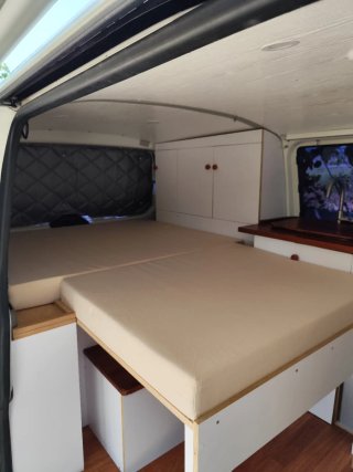 Volkswagen Transporter T5 2010