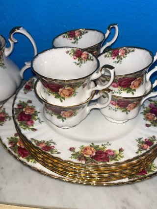 Vajilla Royal Albert Old Country Roses
