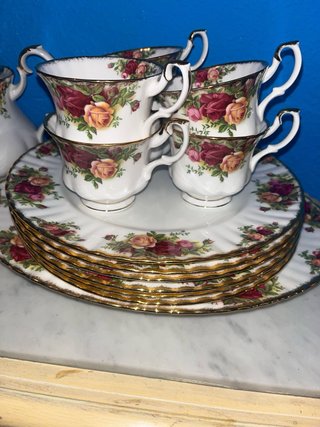 Vajilla Royal Albert Old Country Roses