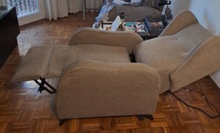 Poltrona relax Derby a 2 motori con alzapersona