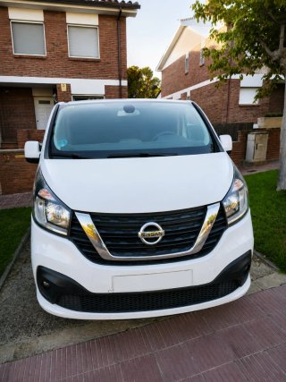 Nissan NV300 L2 1.6 dCi 125 CV · 9 plazas + Camper