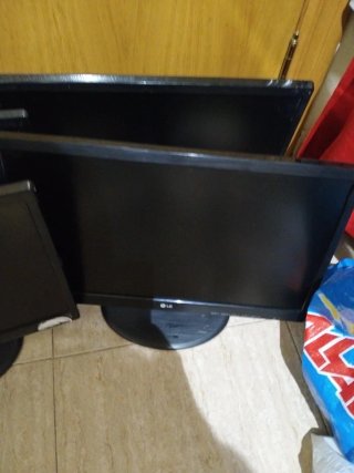 Monitores LG Negros