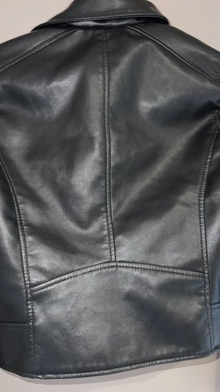 Casaco tipo pele Primark XXS 32