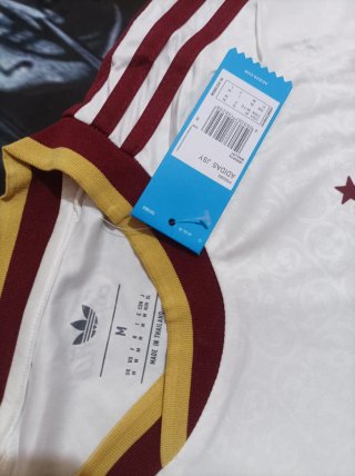 Conjunto Adidas 2ª Equipación España