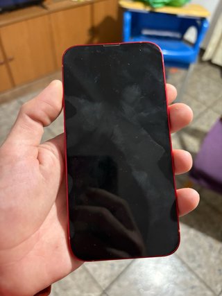 iPhone 17 Pro Max e iPhone 13 per parti