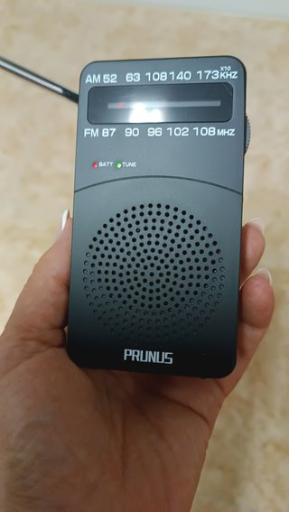 Radio Portátil PRUNUS J-166 AM/FM Negra