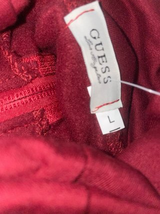 Conjunto deportivo Guess Talla L Burdeos