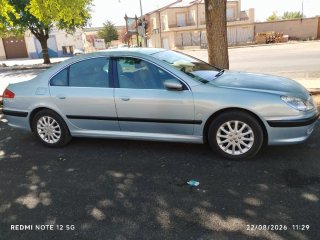 Peugeot 607 2004