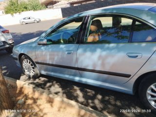 Peugeot 607 2004