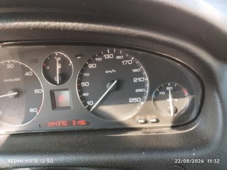 Peugeot 607 2004