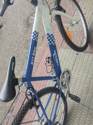 Bicicleta Hador BTT Azul y Blanca