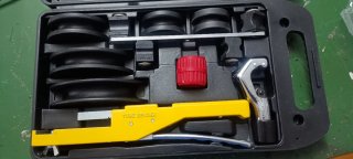 Curvadora manual para tubos
