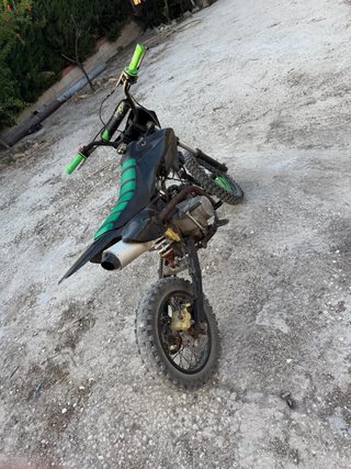 Moto Enduro/125 Motocross Negra y Verde