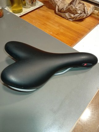 Sillín Bicicleta Selle Royal Negro