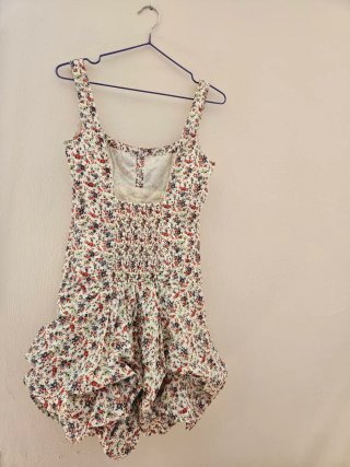 Vestido floral Mango talla M