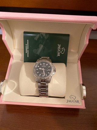 Reloj Jaguar Negro y Plateado no envio