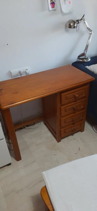 Armario, mesa de trabajo, mesita y cabecero rustic