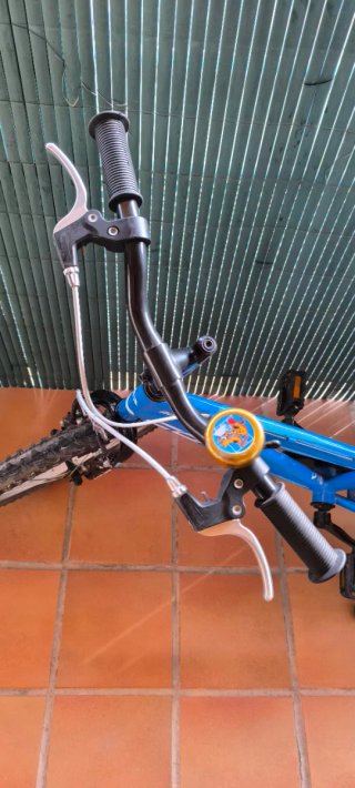 Bicicleta infantil CONOR ROCKET 18”