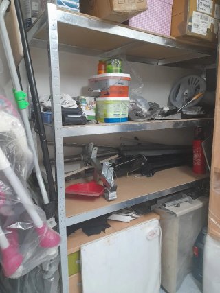 Estantería Metálica y Madera