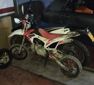 Vendo o cambio.  Pit Bike xl lifan 125cc  Enduro/M