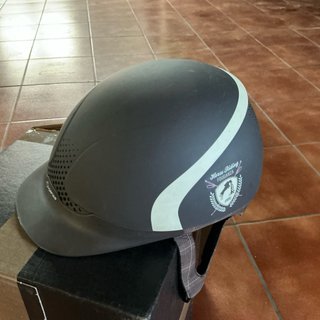 Casco equitación Talla M infantil 5/14 años.