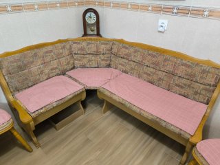 Rinconera de cocina + 3 sillas