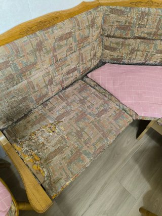 Rinconera de cocina + 3 sillas