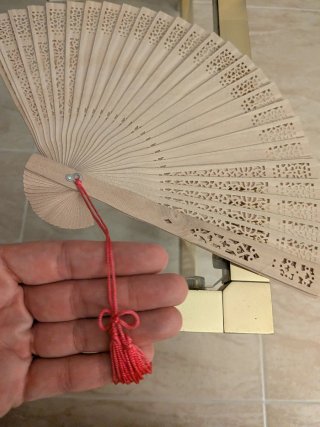 Abanicos de madera NUEVOS
