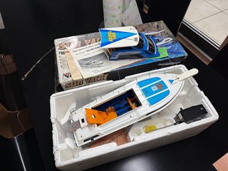 Barco RC Nikko Sun Yacht (1990) Vintage