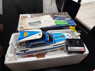 Barco RC Nikko Sun Yacht (1990) Vintage