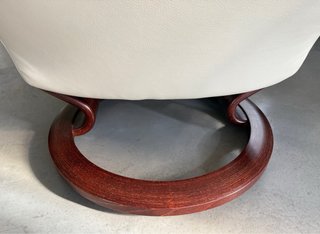 DIVANO RELAX EKORNES STRESSLESS CON POUF