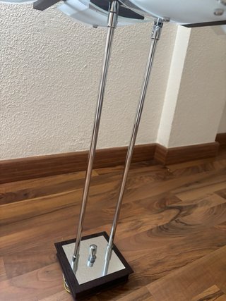 Lámpara de techo 4 luces con tulipas de cristal.