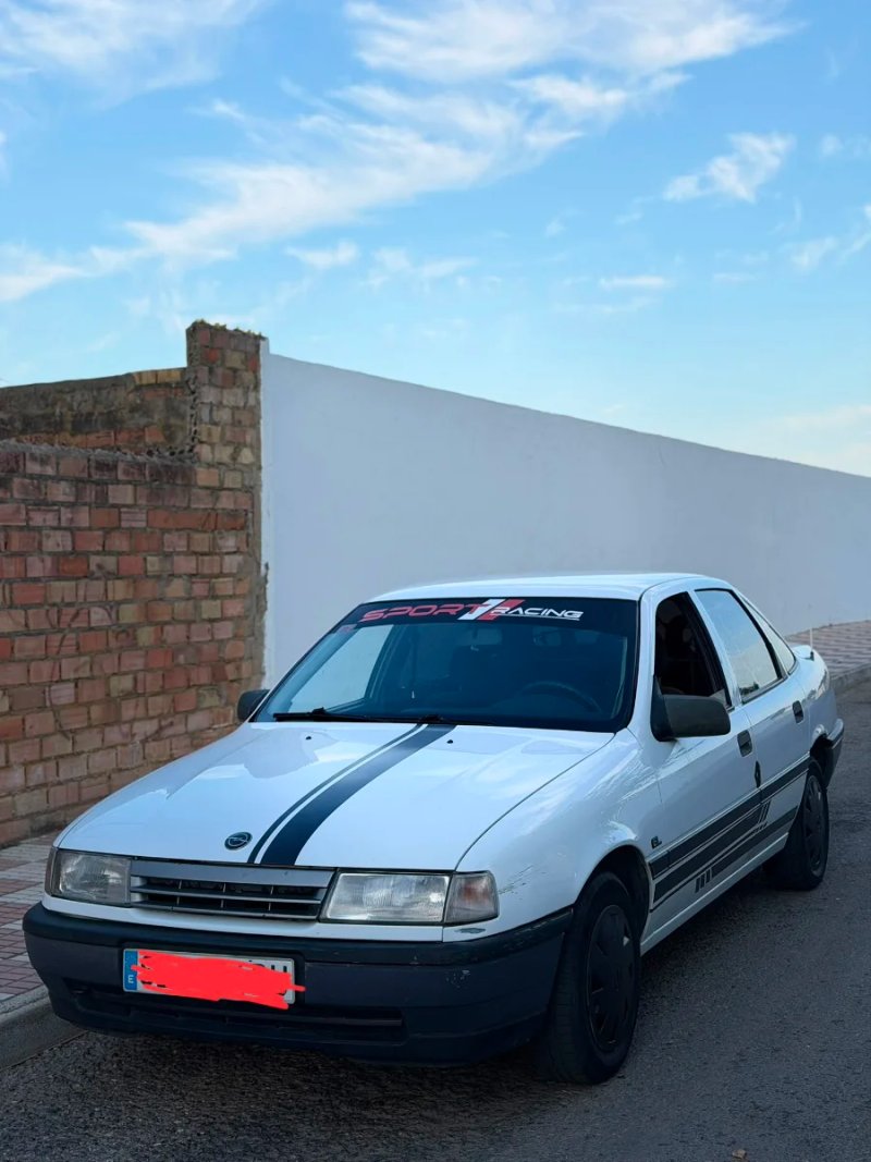 Opel Vectra 1994 - foto 1