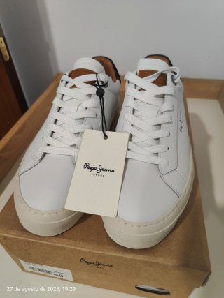 Zapatillas Pepe Jeans Yogi Talla 40 a estrenar.