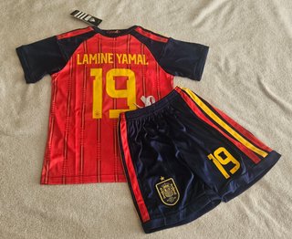 Conjunto fútbol niño España Lamine Yamal 19