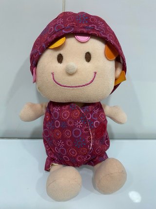 Muñeca de trapo con cesta.  Marca Lilliputens.
