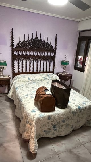 Dormitorio antiguo madera maciza estilo castellano