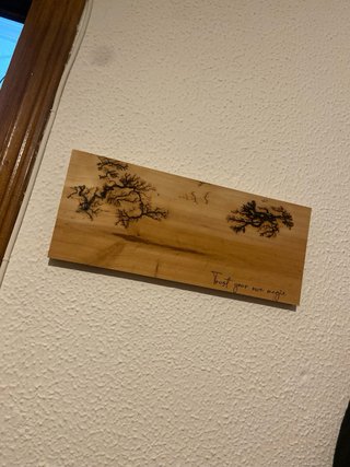 Tablas madera pirograbadas decoración pared
