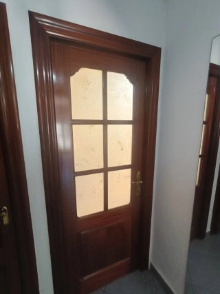 Puertas de madera interiores