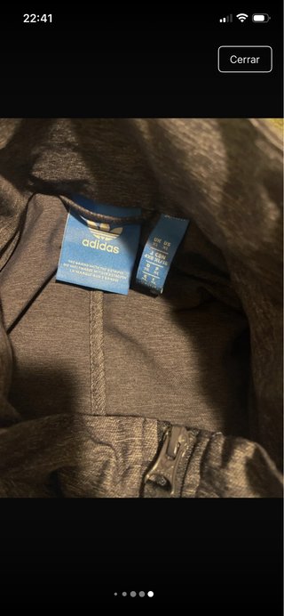 Chaqueta deportiva Adidas gris