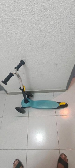Patinete infantil de 3 ruedas, Turquesa y amarillo