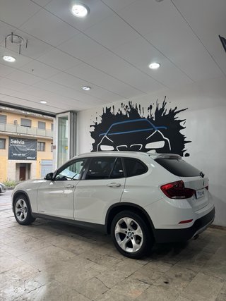 BMW X1 18d 🟡 143cv sDrive NACIONAL 2015 STEPTRONIC