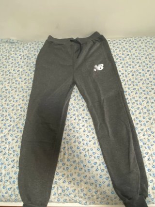 Chándal New Balance Gris