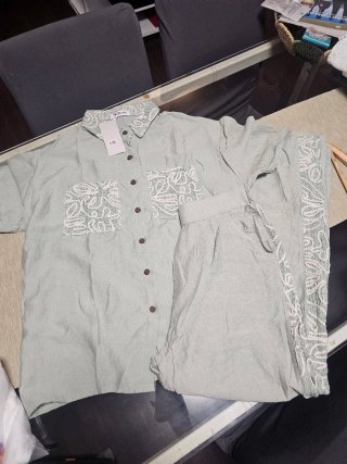 Conjunto Camisa y Pantalón Verde